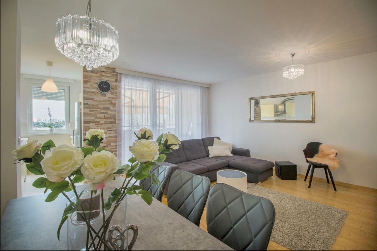 Apartment Montesa Zadar With Free Parking And Balcony Εξωτερικό φωτογραφία